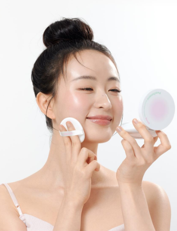 รองพื้นแบบคุชชั่น Parnell Peach Manu Serum Cushion Foundation เฉดสี 21