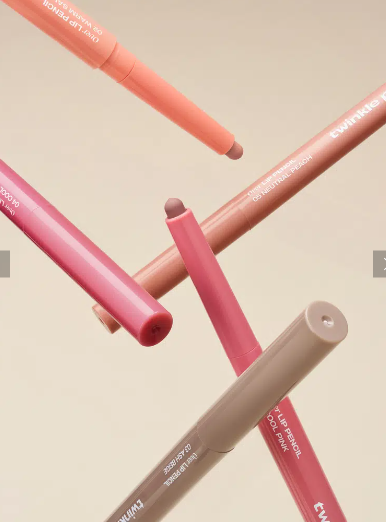 ดินสอเขียนขอบปาก Twinkle Pop Over สี Warm Salmon จาก CLIO