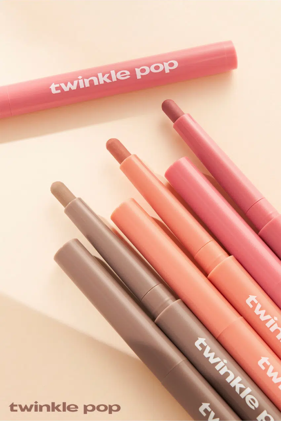 ดินสอเขียนขอบปาก Twinkle Pop Over สีเบจอมเทา จาก CLIO