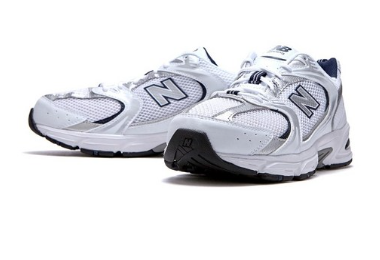 รองเท้าผ้าใบ New Balance 530 สำหรับผู้ชายและผู้หญิง รุ่น MR530AD
