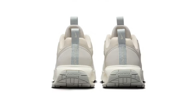 กระเป๋า Nike Air Max Inter+JS