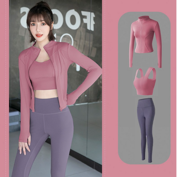 ชุดโยคะและพิลาทิส 3 ชิ้น จาก Master Jang ประกอบด้วย เลกกิ้ง + ซิป + เสื้อชั้นใน