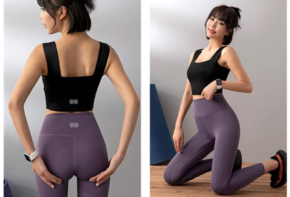 ชุดโยคะและพิลาทิส 3 ชิ้น จาก Master Jang ประกอบด้วย เลกกิ้ง + ซิป + เสื้อชั้นใน