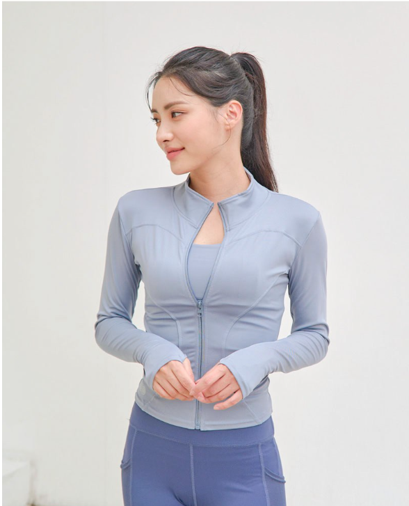 เสื้อแจ็คเก็ตโยคะแบบซิปสำหรับผู้หญิงจาก Master Jang