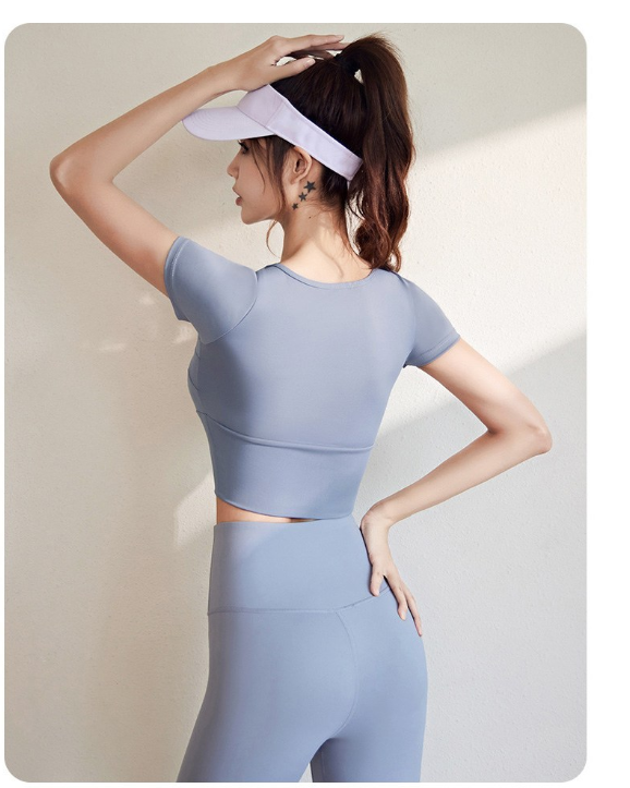 เสื้อครอปแขนสั้นสำหรับโยคะและพิลาทิสสำหรับผู้หญิงจาก Fianist
