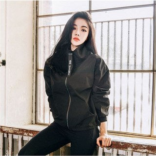เสื้อแจ็คเก็ตซิปหน้าพรีเมียมสำหรับผู้หญิงจาก Jangsabu